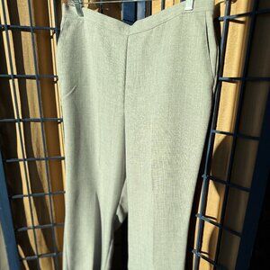 Alfred Dunner Gray Pull On Dress Pants Women’s Size 16